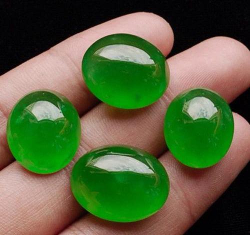 老同学翡翠吃瓜啦,揭秘校园里的那些“瓜”